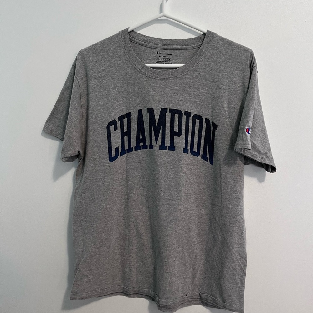 Champion t shirt